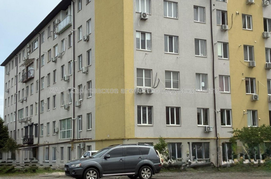 Продам квартиру, Новоалександровская ул. , 3  ком., 110 м², без отделочных работ 