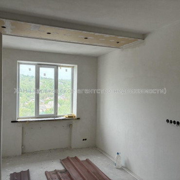 Продам квартиру, Новоалександровская ул. , 3  ком., 110 м², без отделочных работ 