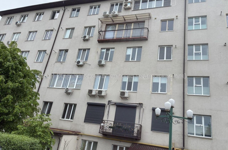 Продам квартиру, Новоалександровская ул. , 3  ком., 110 м², без отделочных работ 