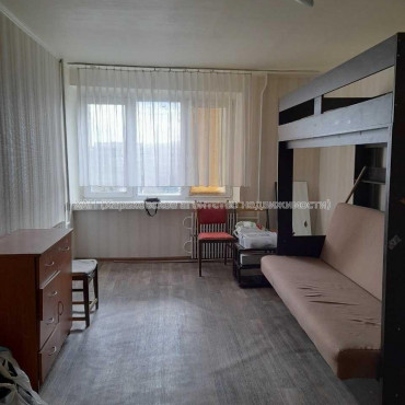 Продам квартиру, Георгия Тарасенко ул. , 1 кім., 23.80 м², косметический ремонт 