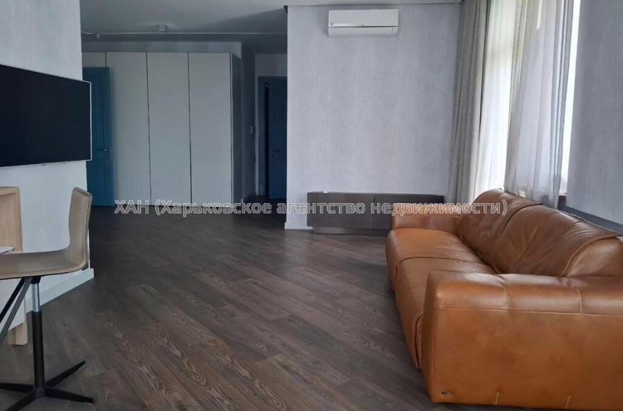 Сдам квартиру, Профессорская ул. , 3  ком., 127 м², авторский дизайн 