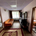 Продам квартиру, Малиновского ул. , 10/14 , 2 кім., 45 м², капитальный ремонт 