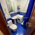 Продам квартиру, Малиновского ул. , 10/14 , 2 кім., 45 м², капитальный ремонт 