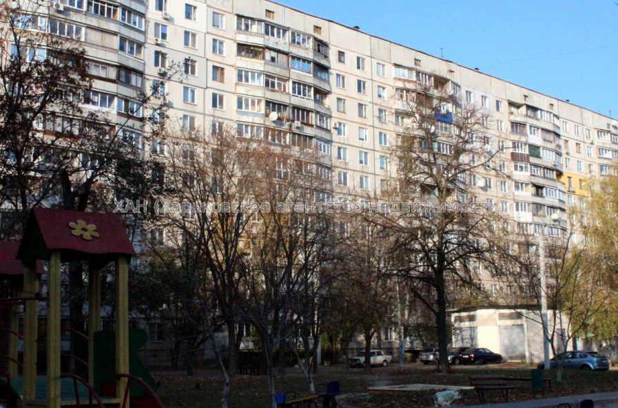 Продам квартиру, Чередниченковский пер. , 7 , 2  ком., 48 м², косметический ремонт 