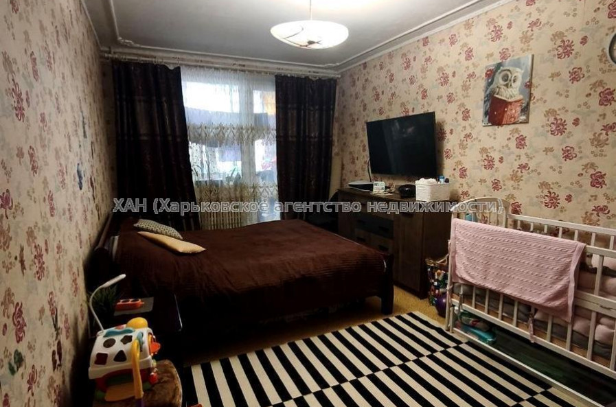 Продам квартиру, Чередниченковский пер. , 7 , 2  ком., 48 м², косметический ремонт 
