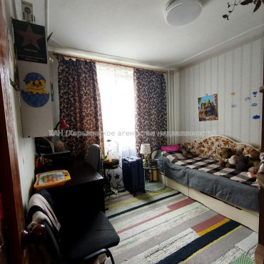 Продам квартиру, Чередниченковский пер. , 7 , 2  ком., 48 м², косметический ремонт 