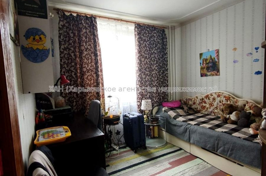 Продам квартиру, Чередниченковский пер. , 7 , 2  ком., 48 м², косметический ремонт 