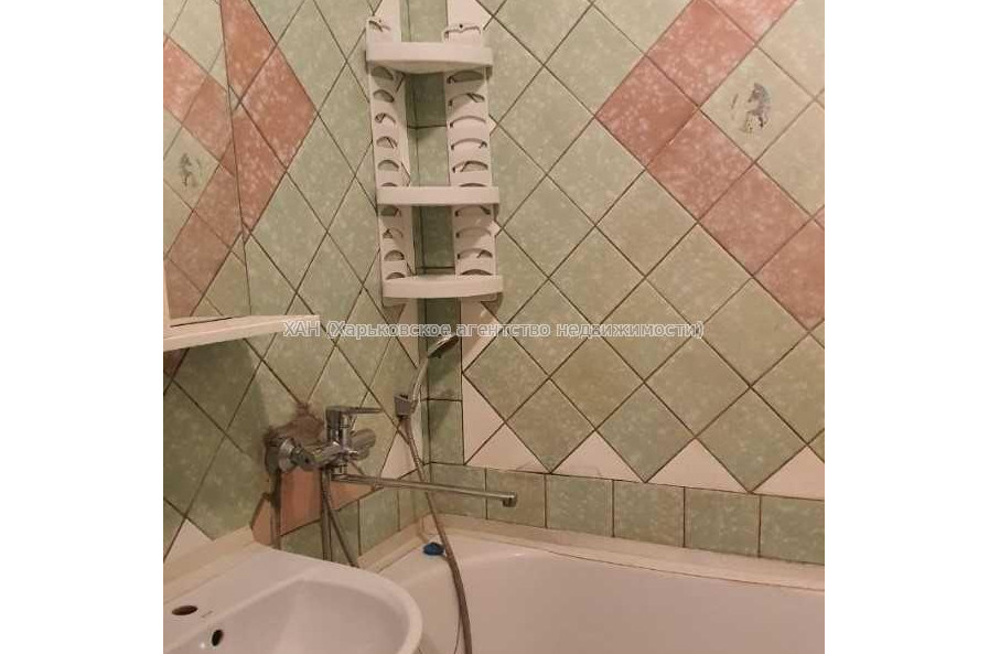 Продам квартиру, Старопрудная ул. , 3 кім., 60 м², косметический ремонт 