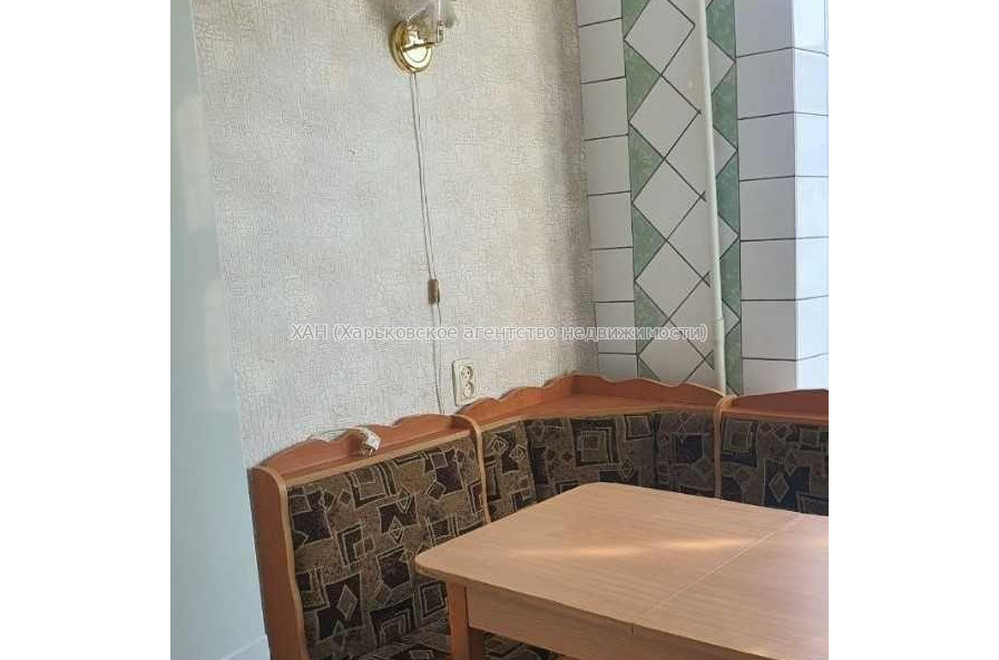 Продам квартиру, Старопрудная ул. , 3 кім., 60 м², косметический ремонт 