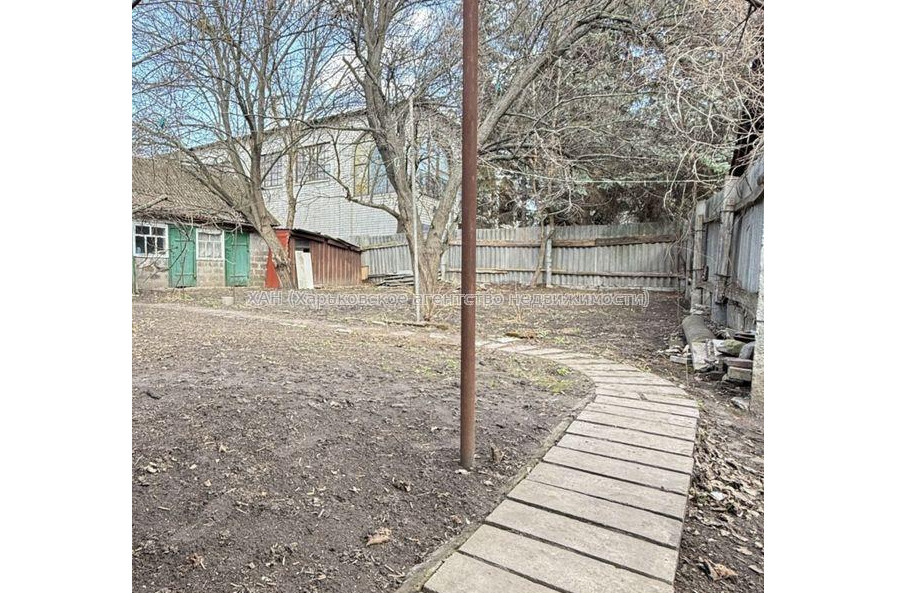 Продам дом, 180 м², 14 сот., советский ремонт 