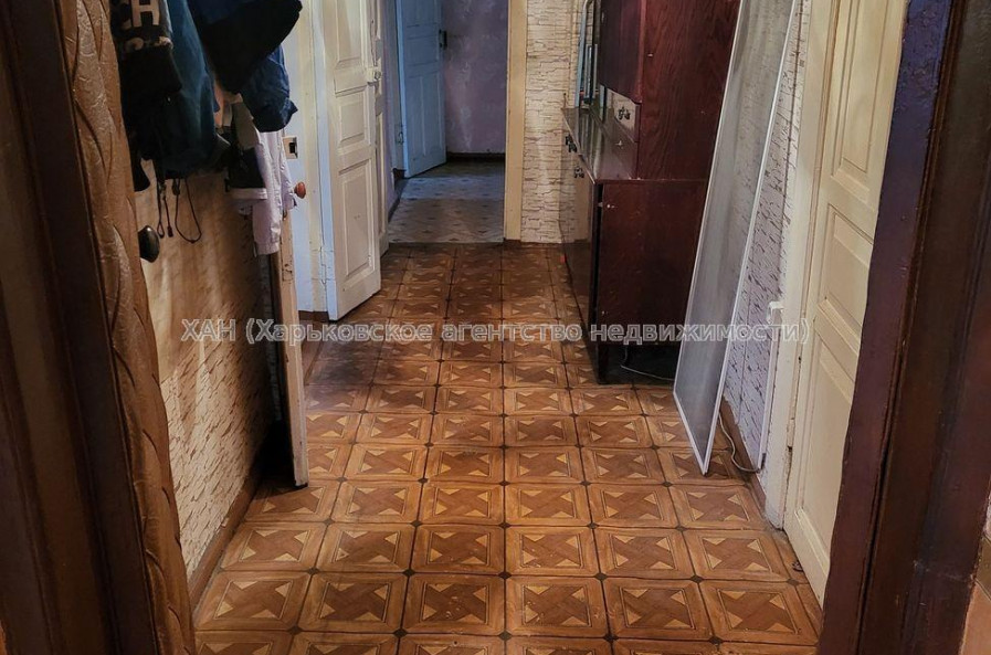 Продам дом, 180 м², 14 сот., советский ремонт 