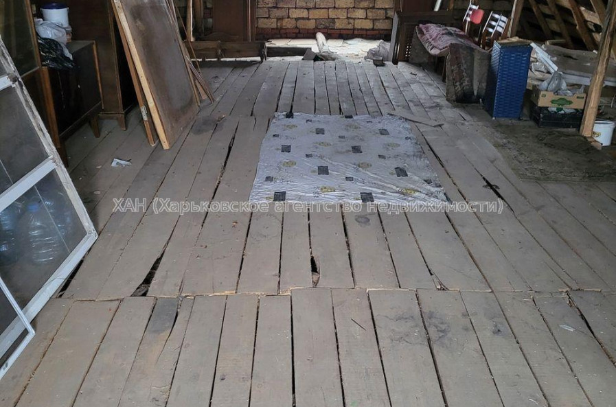 Продам дом, 180 м², 14 сот., советский ремонт 