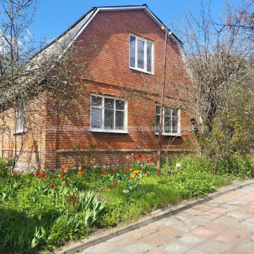 Продам дом, 180 м², 14 сот., советский ремонт 