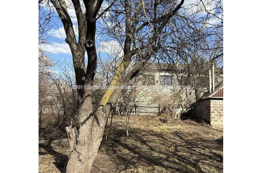 Продам дом, 180 м², 14 сот., советский ремонт 