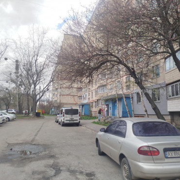 Сдам квартиру, Зерновой пер. , 3  ком., 62 м², советский ремонт 