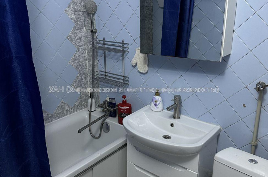 Продам квартиру, Плиточная ул. , 1 кім., 40 м², капитальный ремонт 