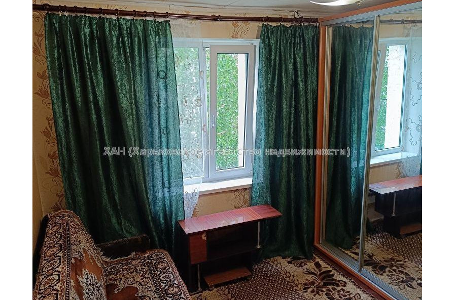Продам квартиру, Соича ул. , 1 кім., 12 м², косметический ремонт 