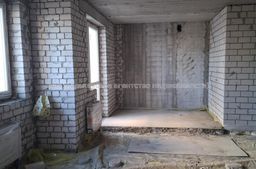 Продам квартиру, Казакевича ул. , 2  ком., 40 м², частичный ремонт 