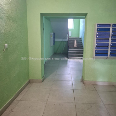Продам квартиру, Казакевича ул. , 2  ком., 40 м², частичный ремонт 