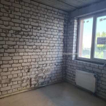 Продам квартиру, Казакевича ул. , 2  ком., 40 м², частичный ремонт 