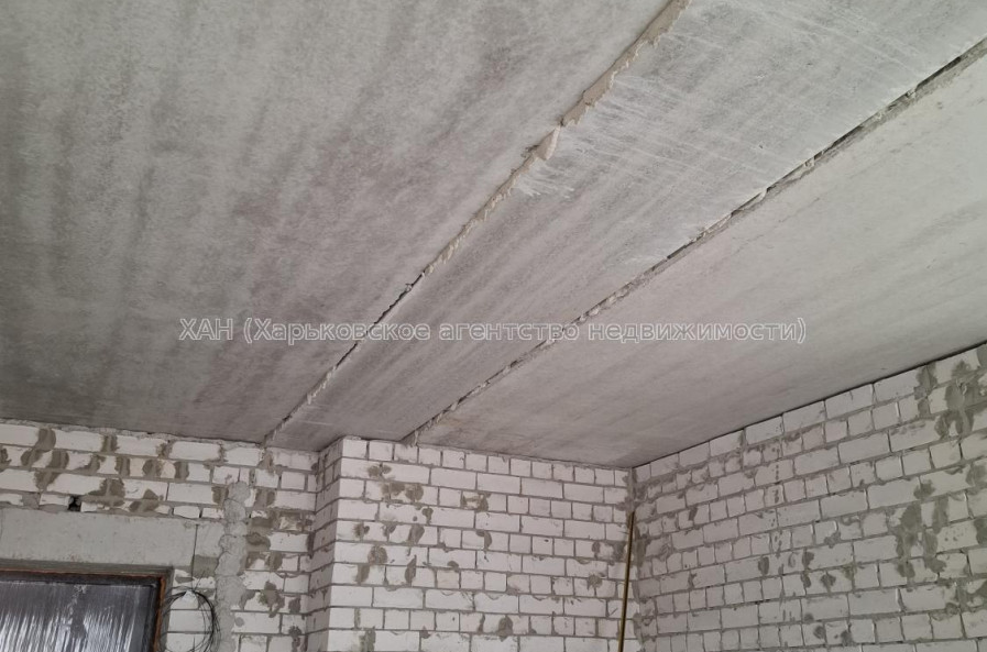 Продам квартиру, Казакевича ул. , 2  ком., 40 м², частичный ремонт 