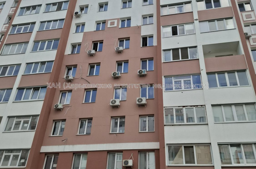 Продам квартиру, Казакевича ул. , 2  ком., 40 м², частичный ремонт 