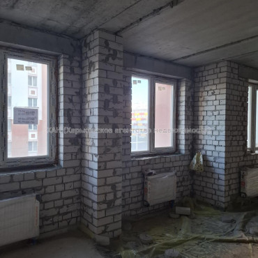 Продам квартиру, Казакевича ул. , 2  ком., 40 м², частичный ремонт 