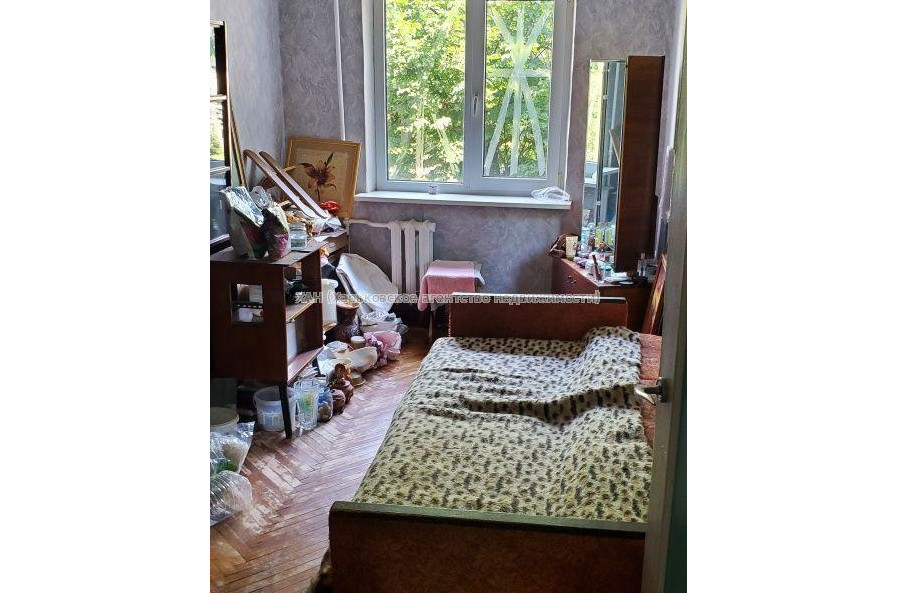 Продам квартиру, Жасминовый б-р , 11 , 3 кім., 62 м², советский ремонт 
