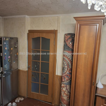 Продам квартиру, Глобинская ул. , 1  ком., 35.30 м², капитальный ремонт 