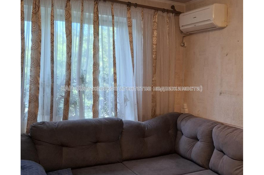 Продам квартиру, Глобинская ул. , 2 кім., 45.30 м², капитальный ремонт 