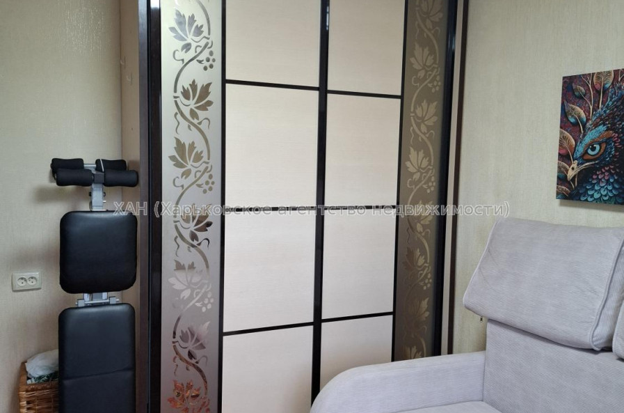 Продам квартиру, Глобинская ул. , 1  ком., 35.30 м², капитальный ремонт 