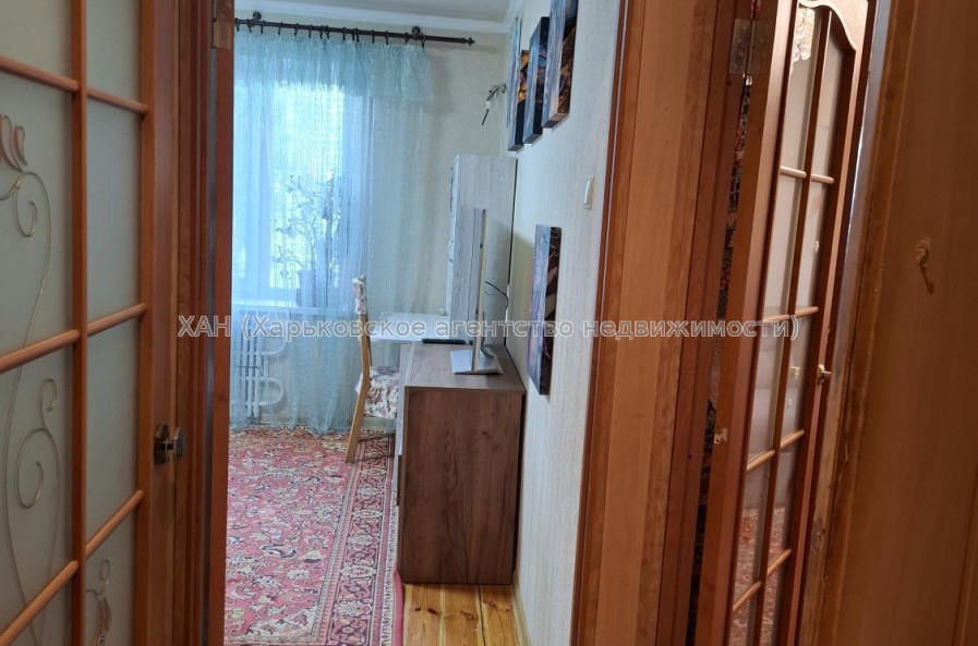 Продам квартиру, Глобинская ул. , 1  ком., 35.30 м², капитальный ремонт 