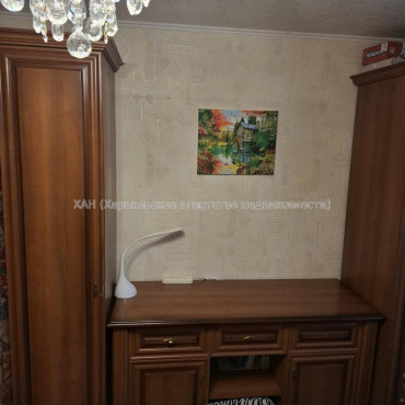 Продам квартиру, Глобинская ул. , 1  ком., 35.30 м², капитальный ремонт 