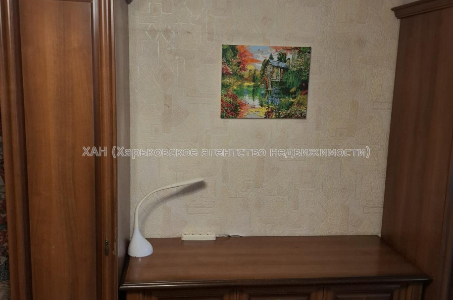 Продам квартиру, Глобинская ул. , 1  ком., 35.30 м², капитальный ремонт 