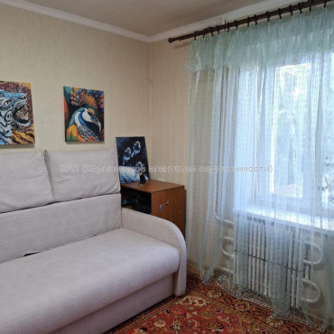 Продам квартиру, Глобинская ул. , 1  ком., 35.30 м², капитальный ремонт 