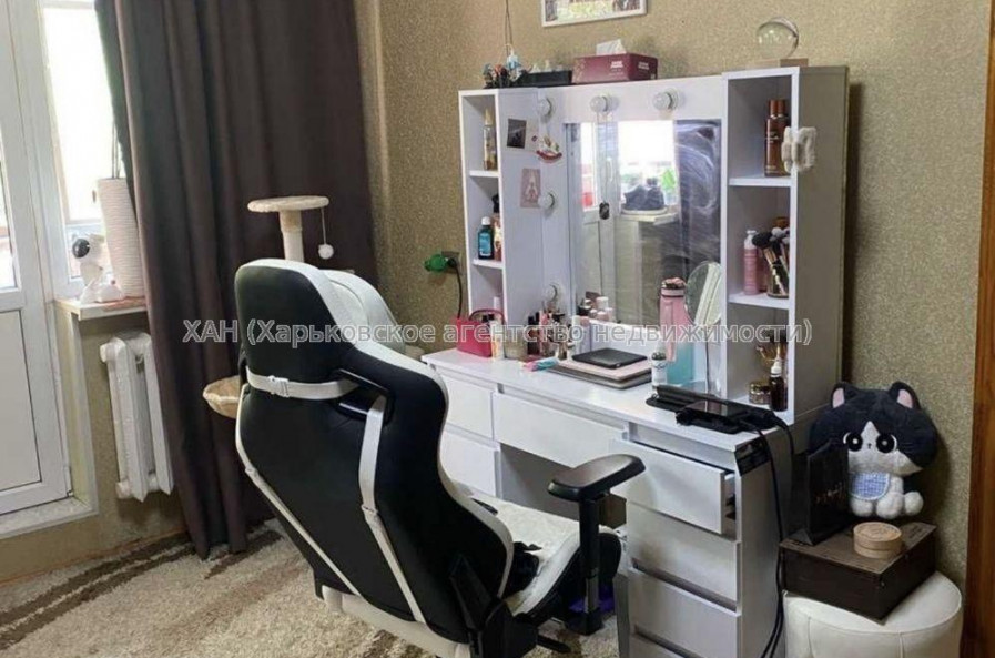 Продам квартиру, Петра Григоренко пр-т , 1 кім., 32 м², капитальный ремонт 