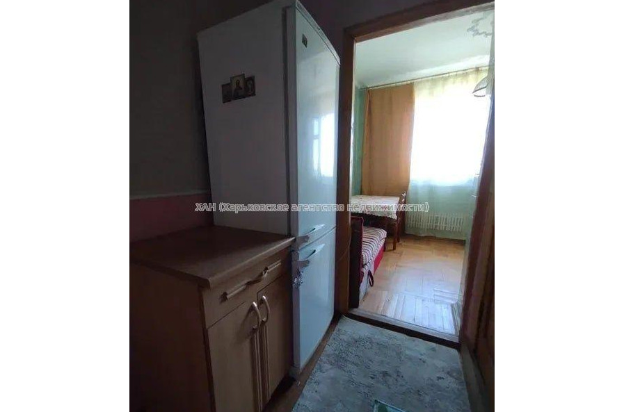 Продам квартиру, Единства ул. , 3  ком., 70 м², советский ремонт 