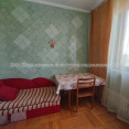 Продам квартиру, Единства ул. , 3  ком., 70 м², советский ремонт 