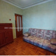 Продам квартиру, Единства ул. , 3  ком., 70 м², советский ремонт 