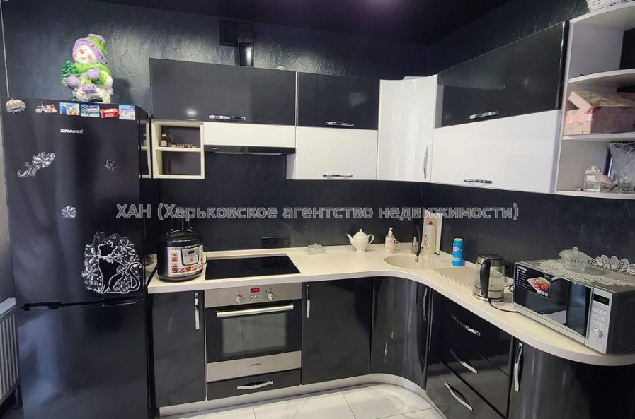 Продам квартиру, Героев Харькова просп. , 1  ком., 38 м², капитальный ремонт 