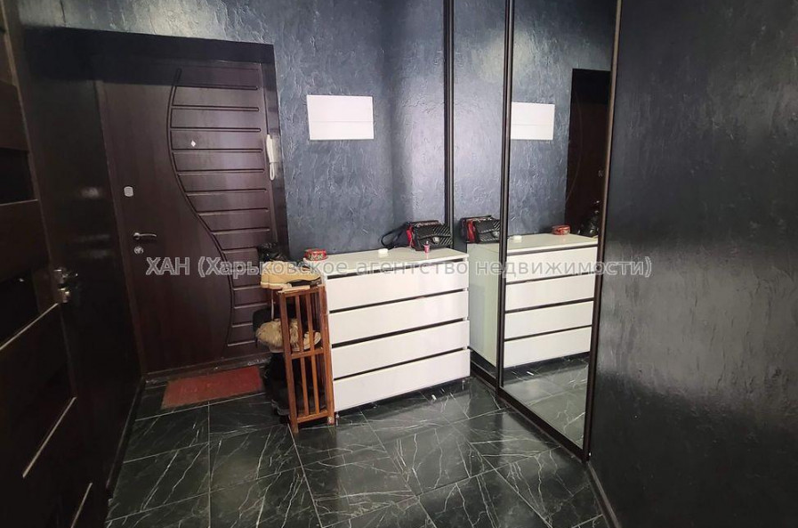 Продам квартиру, Героев Харькова просп. , 1  ком., 38 м², капитальный ремонт 