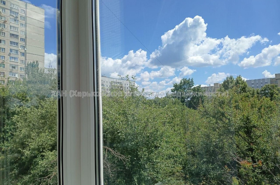 Продам квартиру, Ахсарова Энвера ул. , 1 кім., 34 м², капитальный ремонт 