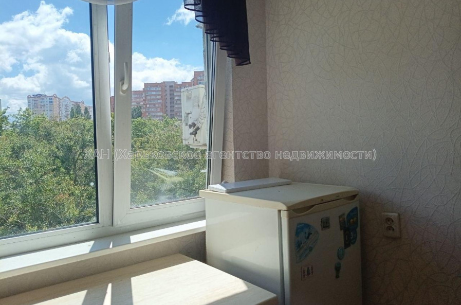 Продам квартиру, Ахсарова Энвера ул. , 1 кім., 34 м², капитальный ремонт 