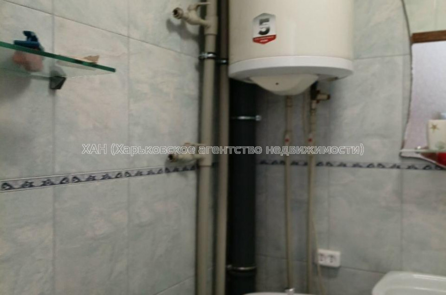 Продам квартиру, Ахсарова Энвера ул. , 1 кім., 34 м², капитальный ремонт 