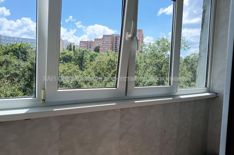 Продам квартиру, Ахсарова Энвера ул. , 1 кім., 34 м², капитальный ремонт 