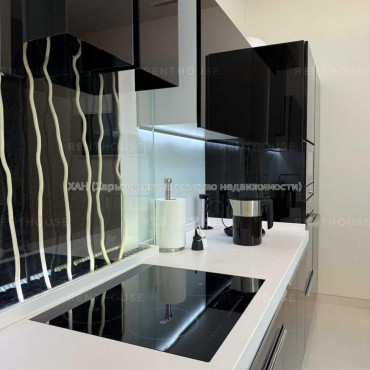 Продам квартиру, Банный пер. , 2  ком., 109 м², авторский дизайн 