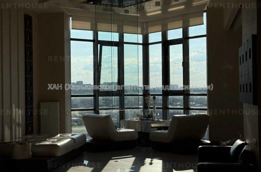 Продам квартиру, Банный пер. , 2  ком., 109 м², авторский дизайн 