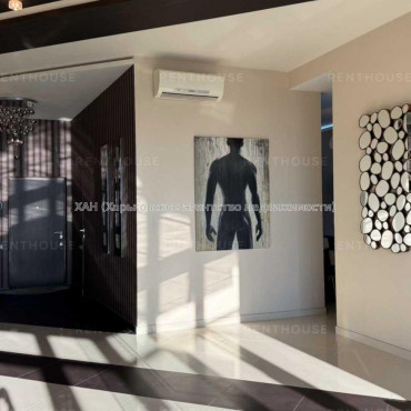 Продам квартиру, Банный пер. , 2  ком., 109 м², авторский дизайн 