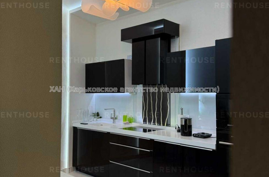 Продам квартиру, Банный пер. , 2  ком., 109 м², авторский дизайн 