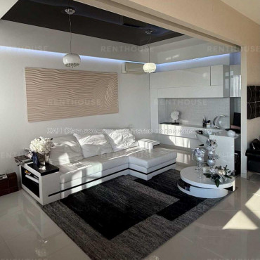 Продам квартиру, Банный пер. , 2  ком., 109 м², авторский дизайн 